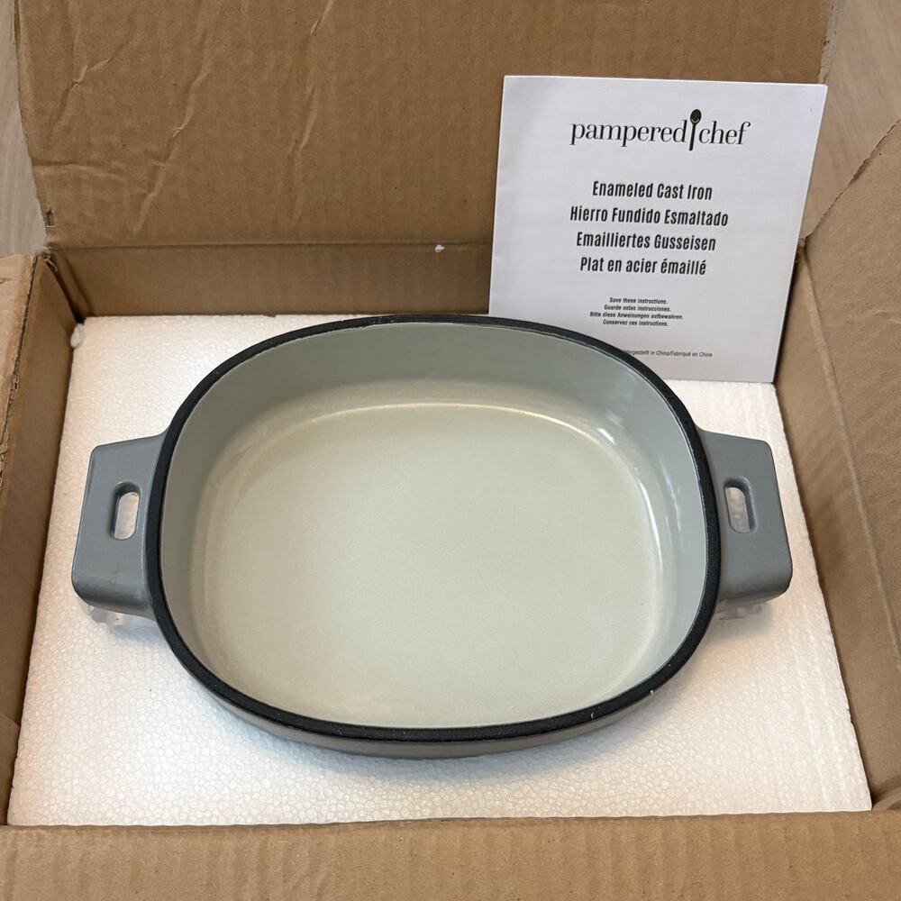 Pampered Chef 1 Qt Quart Enameled Cast Iron Baker 100248 Baking Dish Casserole - Picture 2 of 4